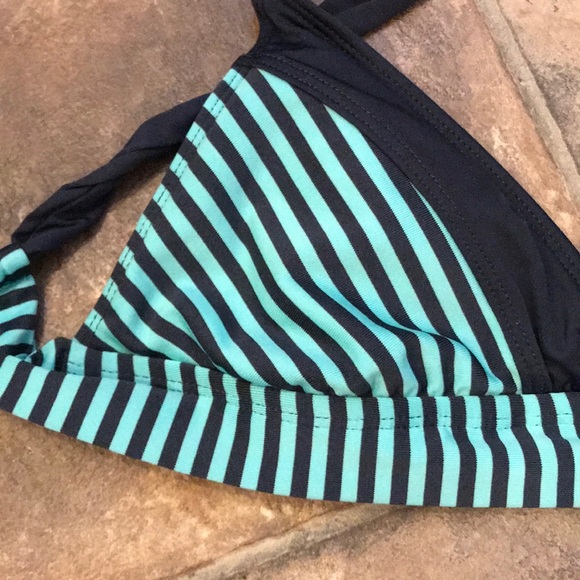 Bathing suit - Picture 2 of 5